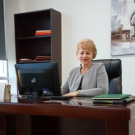 poza Director financiar - HAJNAL BABAN
